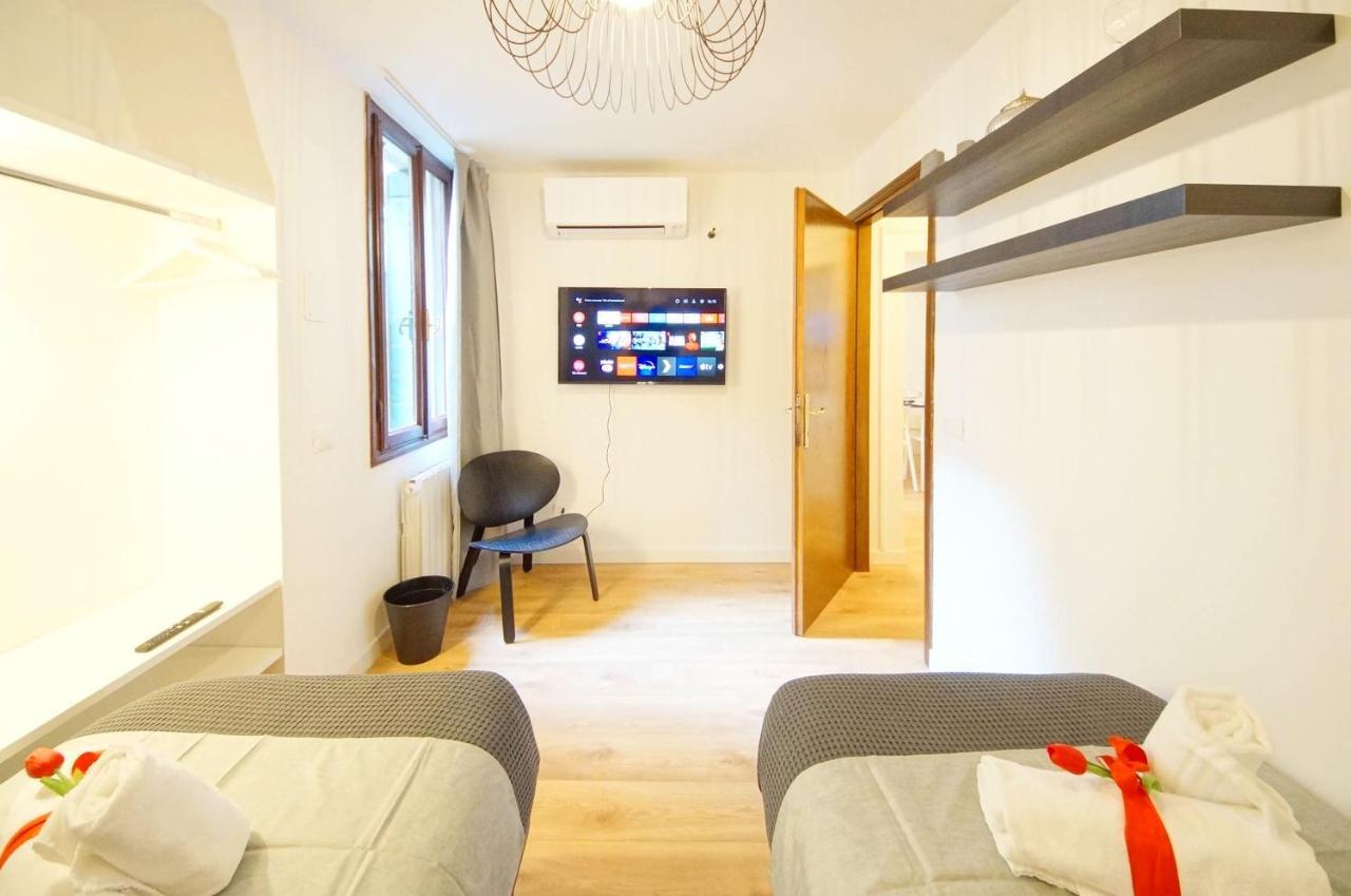 Calle Dei Fabbri Apartment Marble เวนิส ภายนอก รูปภาพ